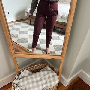 Athleta Trekkie North Jogger in Deep Burgundy
